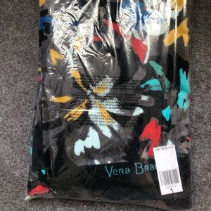 NWT VERA BRADLEY BEACH TOWEL IN SPLASH FLORAL